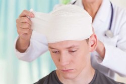 Травмы головы - причина воспаления лицевого нерва